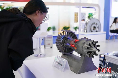 第七屆新博會啟幕，多彩貴州網報道全球4000多件創新產品與應用場景驚艷亮相